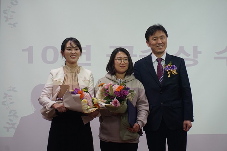 049f6ba519a0fc571417fabefbe4c21a_1576484